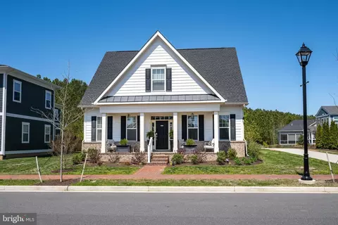 8134 Easton Village Dr, Easton, MD 21601
