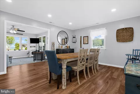 Dining - 21271 Phillips Rd, Tilghman, MD 21671 photo 1 of 4