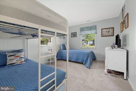 Bedroom - 21271 Phillips Rd, Tilghman, MD 21671 photo 4 of 9