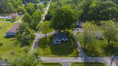 View/Area - 21271 Phillips Rd, Tilghman, MD 21671 photo 1 of 17
