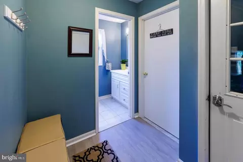 Entry Way - 5395 Wellington Dr, Trappe, MD 21673 photo 2 of 3