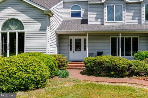 Exterior - 5395 Wellington Dr, Trappe, MD 21673 photo 4 of 9