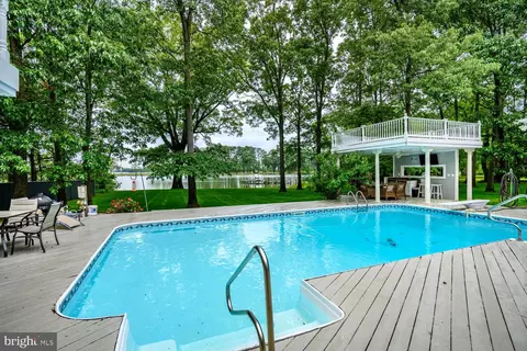8320 Ingleton Cir W, Easton, MD 21601