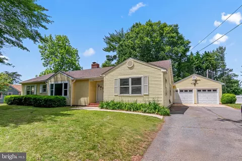 135 Chapel Rd, Easton, MD 21601