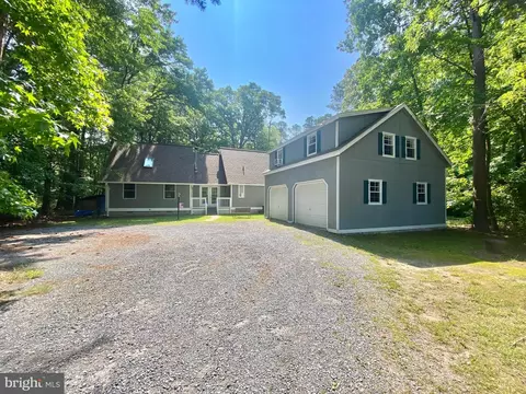26401 Royal Oak Rd, Easton, MD 21601