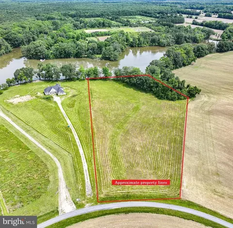 9361 Woodstock Ln, Easton, MD 21601