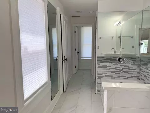 Entry Way - 32115 Park Ave, Queen Anne, MD 21657 photo 1 of 3