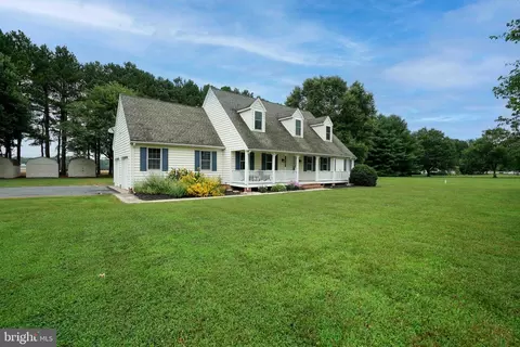 5609 Marlan Dr, Trappe, MD 21673 photo 1