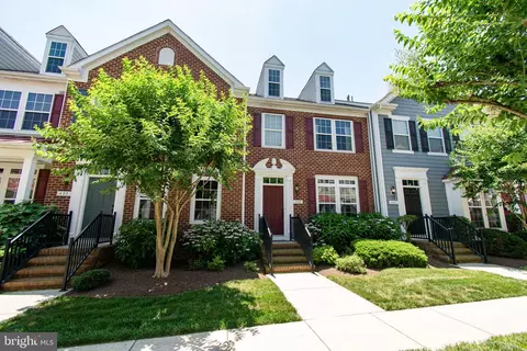 300 Dixon St #406, Easton, MD 21601