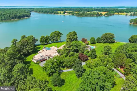 View/Area - 7090 Cooper Point Rd, Bozman, MD 21612 photo 6 of 10