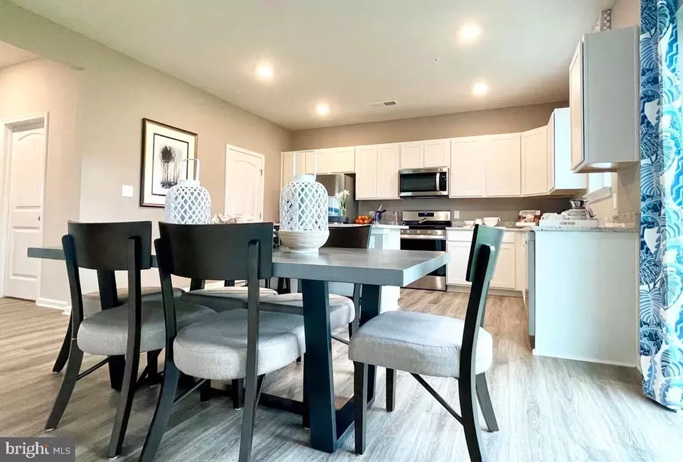 Dining - 29884 Londyn Ln, Easton, MD 21601 photo 2 of 4