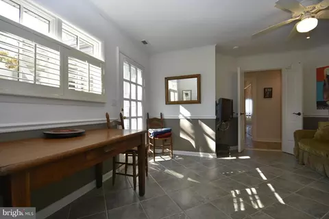 Entry Way - 6050 Sunset Ln, Tilghman, MD 21671 photo 4 of 8