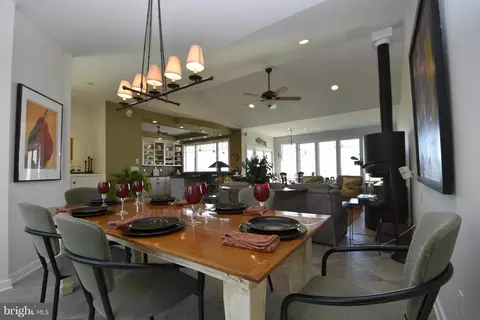 Dining - 6050 Sunset Ln, Tilghman, MD 21671 photo 3 of 4