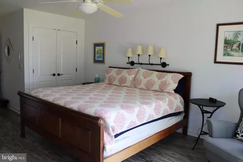 Bedroom - 6050 Sunset Ln, Tilghman, MD 21671 photo 7 of 9