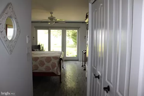 Entry Way - 6050 Sunset Ln, Tilghman, MD 21671 photo 7 of 8