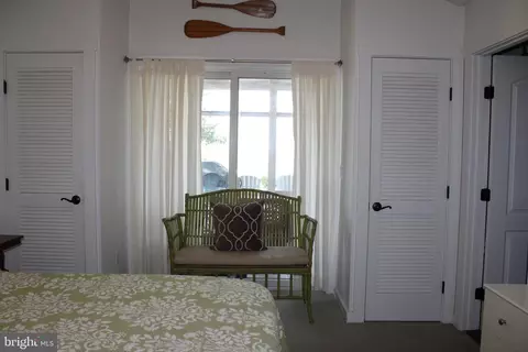 Bedroom - 6050 Sunset Ln, Tilghman, MD 21671 photo 4 of 9