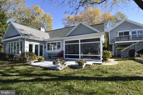 Exterior - 6050 Sunset Ln, Tilghman, MD 21671 photo 2 of 14