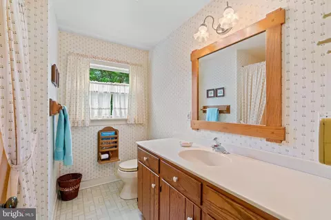 Bath - 9190 Pennywhistle Dr, Mcdaniel, MD 21647 photo 3 of 5