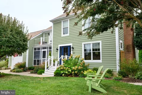 101 Robes Harbor Ct, Oxford, MD 21654