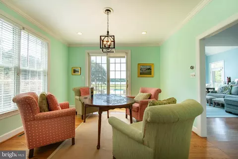 Dining - 9262 Macks Ln, Mcdaniel, MD 21647 photo 4 of 4