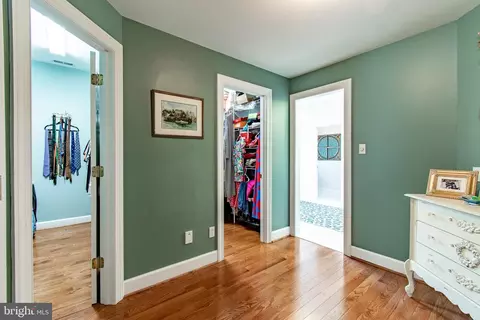 Entry Way - 9262 Macks Ln, Mcdaniel, MD 21647 photo 7 of 11