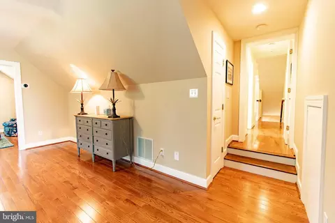 Entry Way - 9262 Macks Ln, Mcdaniel, MD 21647 photo 10 of 11