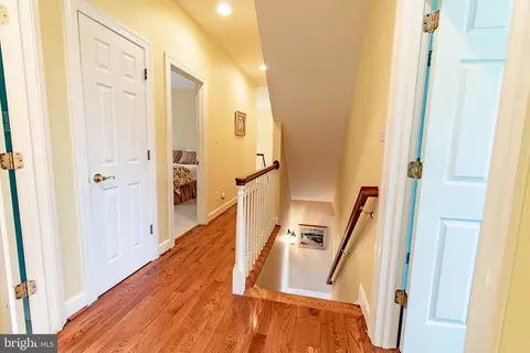 Entry Way - 9262 Macks Ln, Mcdaniel, MD 21647 photo 9 of 11