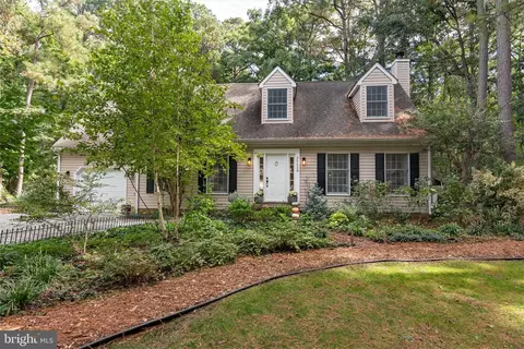 25028 Maplewood Dr, Saint Michaels, MD 21663