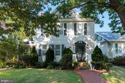 305 S Aurora St, Easton, MD 21601