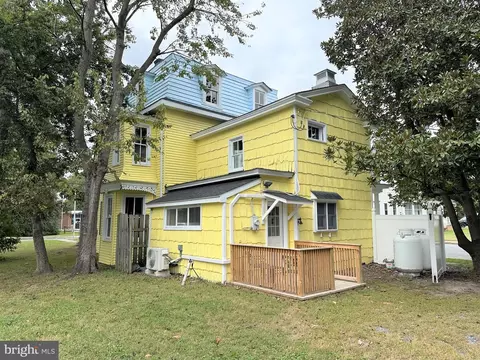 Exterior - 3971 Main St, Trappe, MD 21673 photo 7 of 9