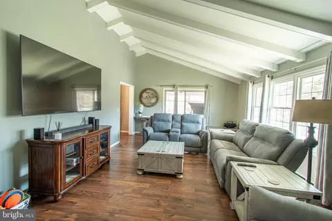 7364 Ocean Gtwy, Easton, MD 21601