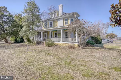 Exterior - 4096 Main St, Trappe, MD 21673 photo 5 of 19