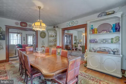 Dining - 4096 Main St, Trappe, MD 21673 photo 3 of 4