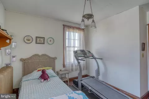 Bedroom - 4096 Main St, Trappe, MD 21673 photo 2 of 14