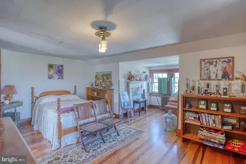Bedroom - 4096 Main St, Trappe, MD 21673 photo 13 of 14