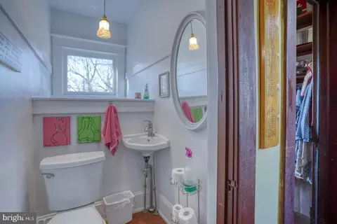 Bath - 4096 Main St, Trappe, MD 21673 photo 1 of 5