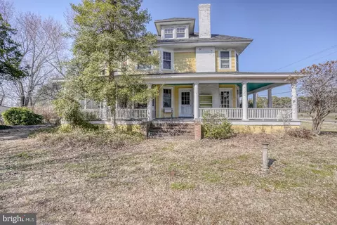 Exterior - 4096 Main St, Trappe, MD 21673 photo 7 of 19