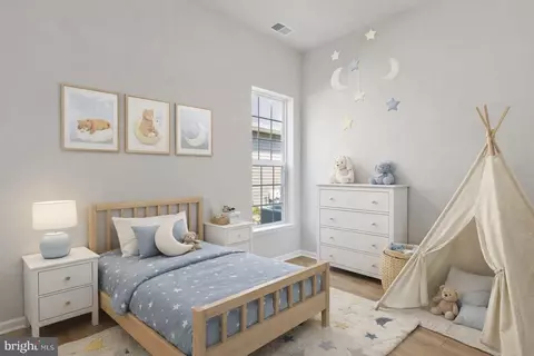 Bedroom - 1009 Champlain Ct, Trappe, MD 21673 photo 2 of 2