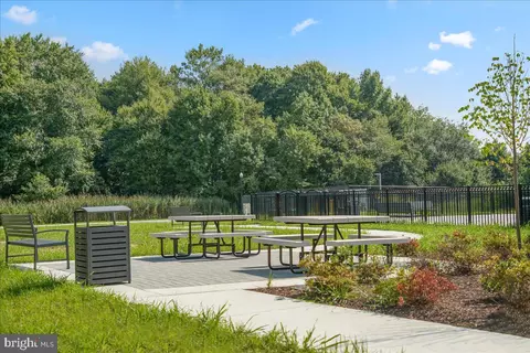 View/Area - 1009 Champlain Ct, Trappe, MD 21673 photo 3 of 7