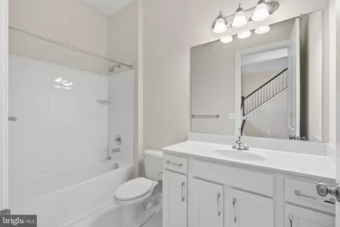 Bath - 1003 Champlain Ct, Trappe, MD 21673 photo 1 of 3