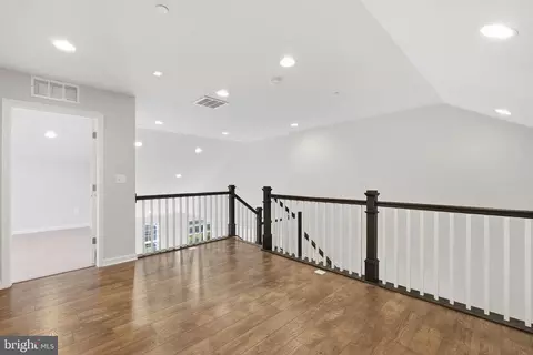Entry Way - 1003 Champlain Ct, Trappe, MD 21673 photo 3 of 5