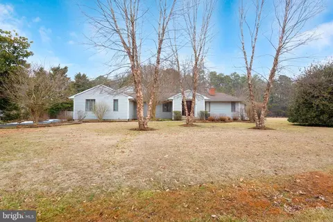 24822 Swan Rd, Saint Michaels, MD 21663