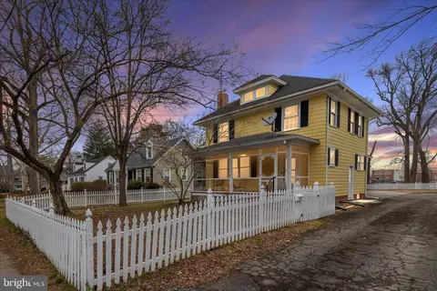 315 Dutchmans Ln, Easton, MD 21601