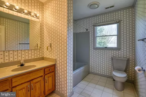 Bath - 200 Spring Dr, Easton, MD 21601 photo 5 of 5
