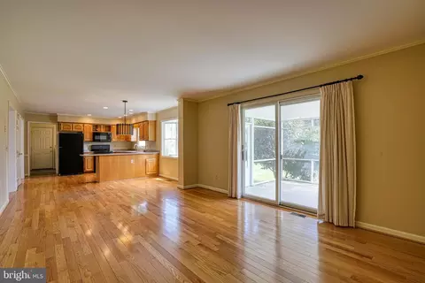 Living - 200 Spring Dr, Easton, MD 21601 photo 7 of 9