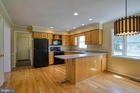 Kitchen - 200 Spring Dr, Easton, MD 21601 photo 2 of 5