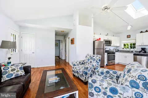 Living - 21552 Chicken Point Rd, Tilghman, MD 21671 photo 8 of 8