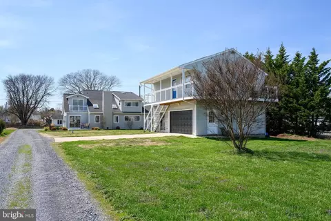 Exterior - 21552 Chicken Point Rd, Tilghman, MD 21671 photo 8 of 13