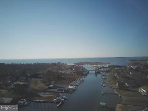 View/Area - 21552 Chicken Point Rd, Tilghman, MD 21671 photo 2 of 9