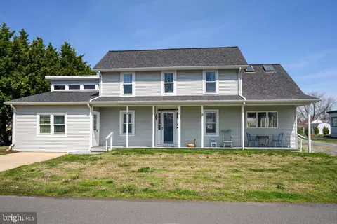 Exterior - 21552 Chicken Point Rd, Tilghman, MD 21671 photo 6 of 13